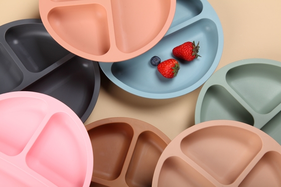 Đĩa hút silicone cấp 100% chống nóng cho trẻ ăn