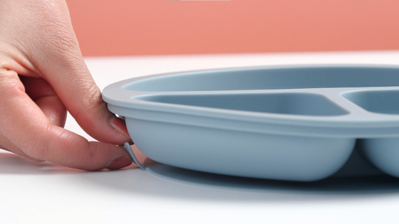 Máy rửa bát Miễn phí Dễ dàng làm sạch Đĩa hút silicone Bộ đồ ăn cho bé ăn dặm