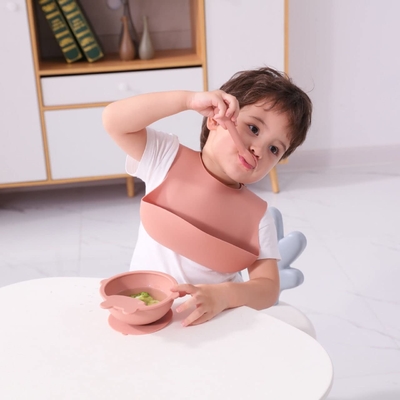 Cứng cáp Không có nhựa Silicone không độc hại Khăn ăn cho bé An toàn trong máy tiệt trùng