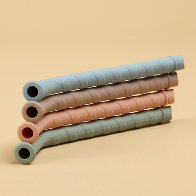 Thân thiện với môi trường có thể ăn được Ống hút silicone mềm không chứa BPA ODM có thể tái sử dụng để uống nước trái cây