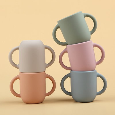 Cốc đào tạo trẻ mới biết đi hữu cơ Cốc uống nước silicone không thể phá vỡ 11 * 6 * 8cm