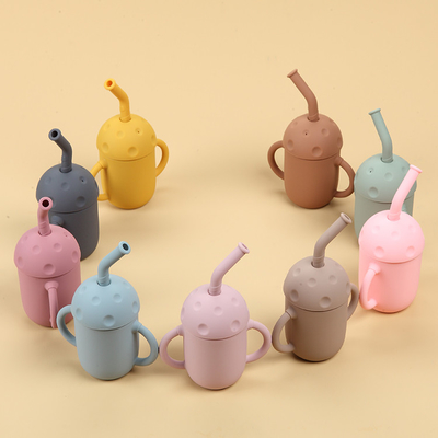 Cốc cho ăn bằng silicone di động Cốc uống silicone cho bé ODM 11 * 6,5 * 14cm