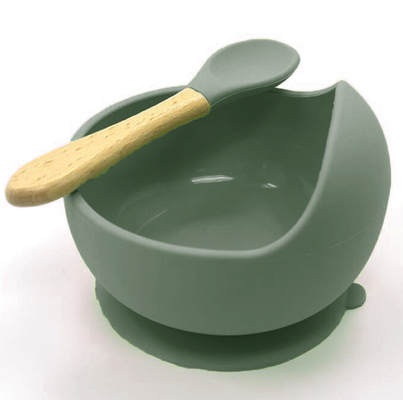 Bộ bát hút silicon đầy màu sắc cho trẻ sơ sinh 12 * 8 * 5,8cm có thìa cho ăn