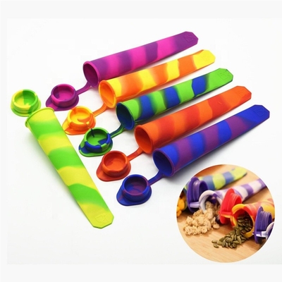 6 cái Khuôn làm đá silicone nhiều màu Khuôn làm đá 7,5 * 1,6 inch có nắp đậy kèm theo