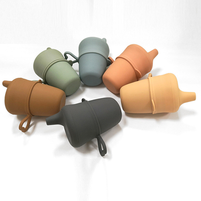 Bộ đồ uống trẻ em bằng nhựa PVC không có ống hút bằng silicone có thể tái sử dụng nhỏ OEM có nắp đậy